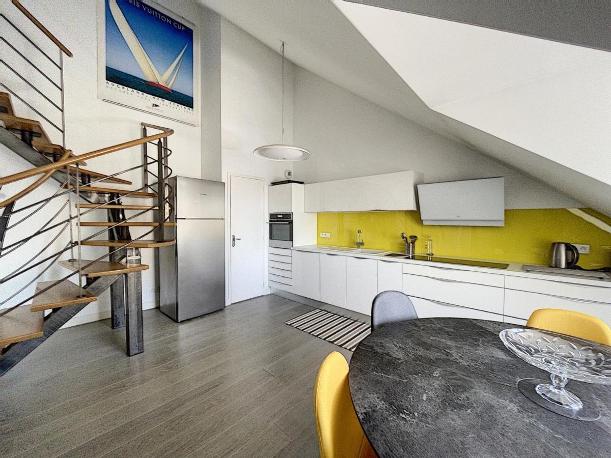 Duplex De Standing En Centre-Ville Avec Parking, Proche Port Et Plage - Fr-1-361-377 Granville Bagian luar foto